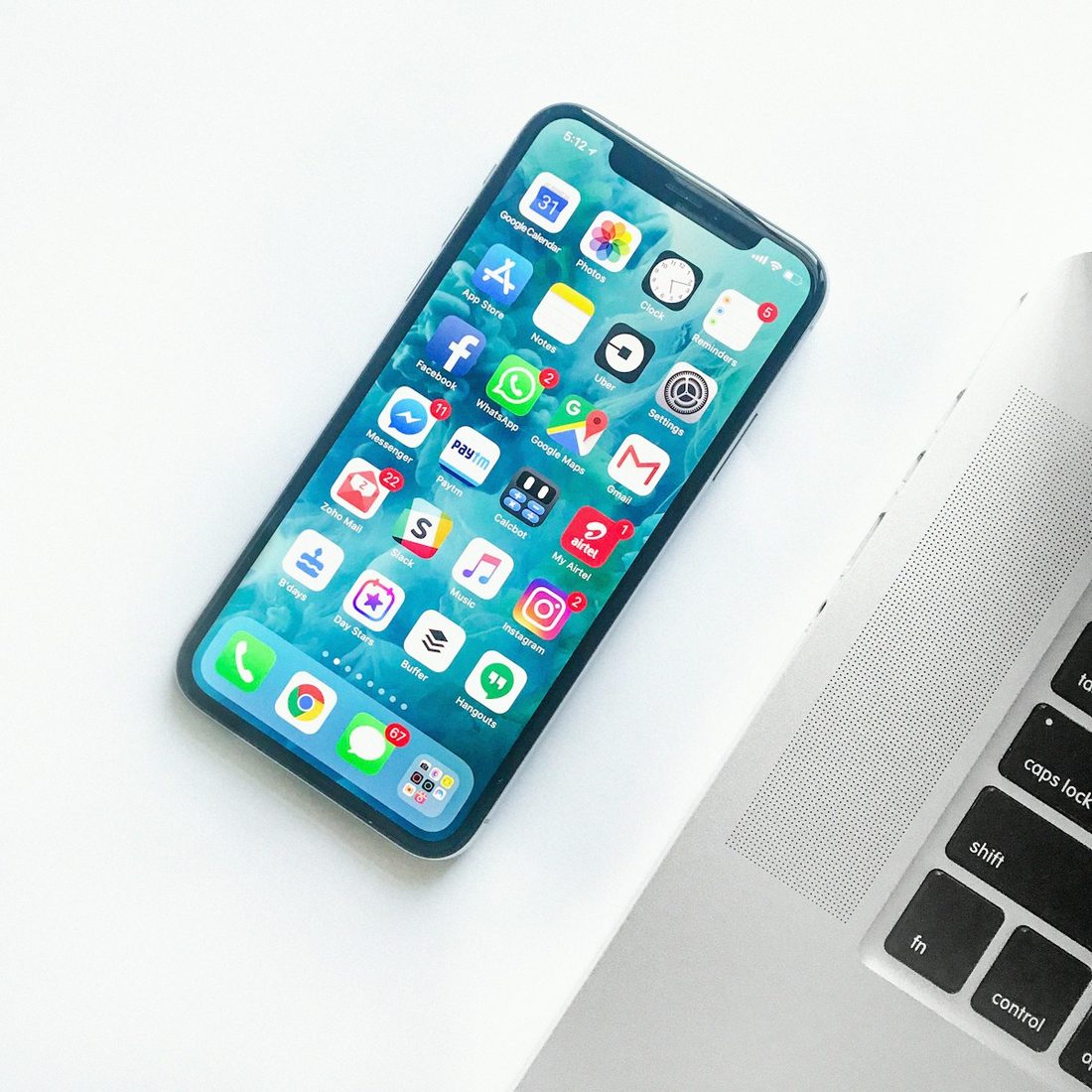 M9体育 APP 赛程与赛事列表界面示意